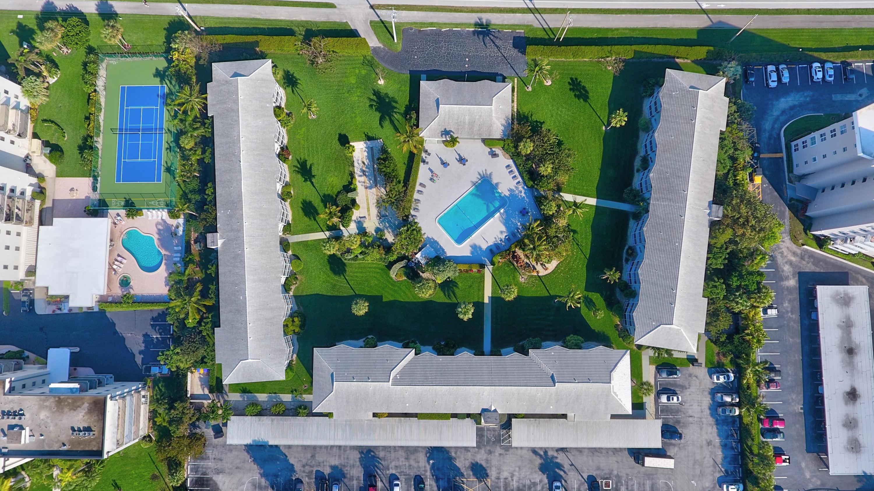 2730 Banyan Road, Unit B1 Boca Raton, FL 33432 - Photo 25 of 35 Aerial from Above