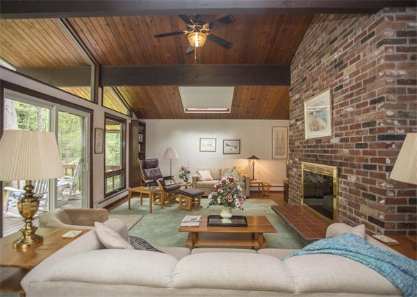64 Thayer Farm Road Attleboro, MA 02703 - Photo 8 of 30 Gallery Image 8
