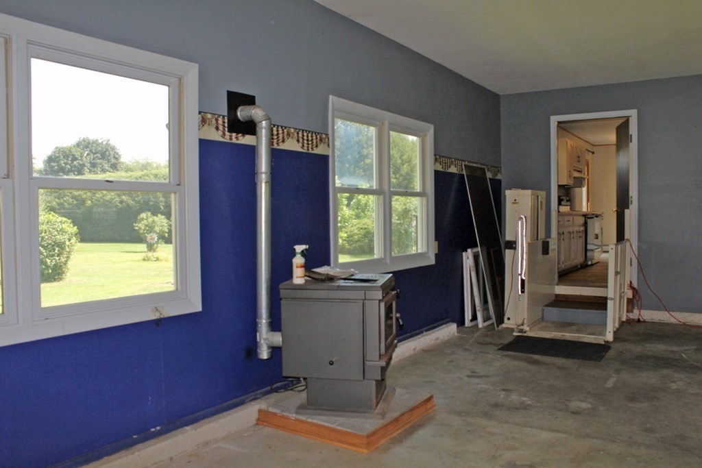 539 Country Club Road Greenfield, MA 01301 - Photo 31 of 42 Gallery Image 31
