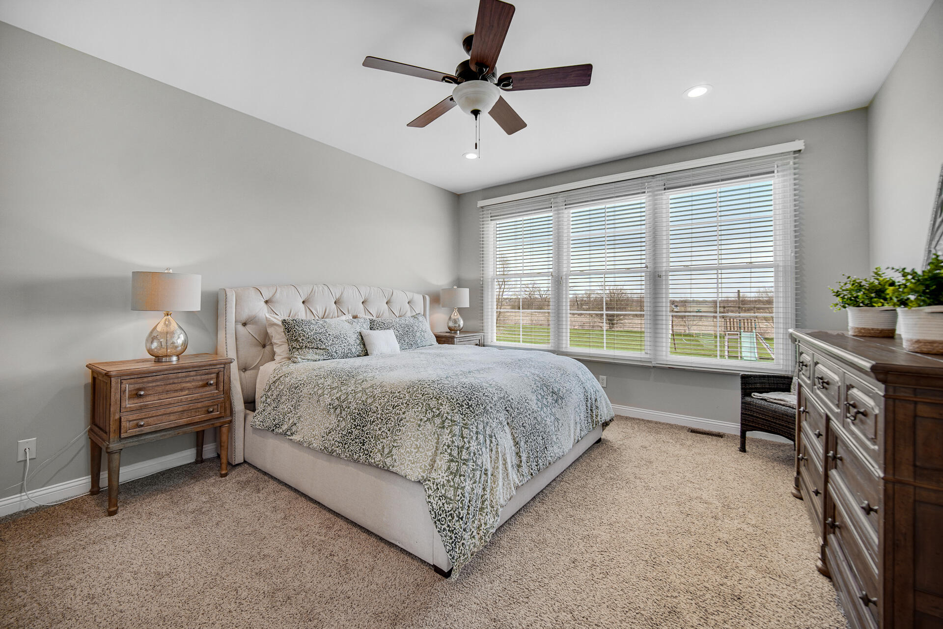 9757 Garden Way St. John, IN 46373 - Photo 17 of 40 1920x1280