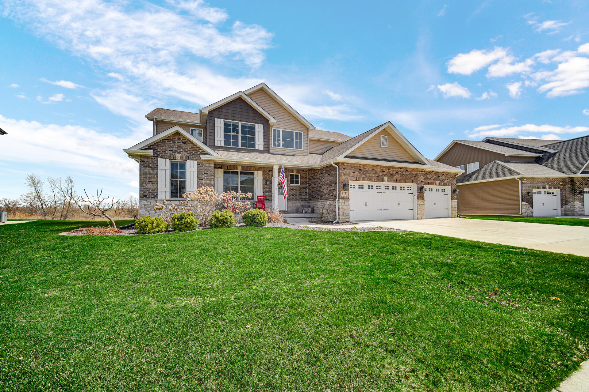 9757 Garden Way St. John, IN 46373 - Photo 2 of 40 1920x1280