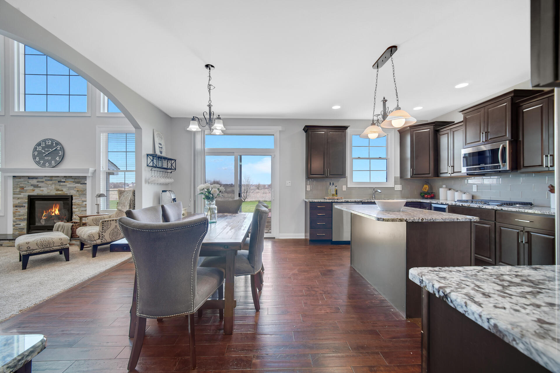 9757 Garden Way St. John, IN 46373 - Photo 10 of 40 1920x1280