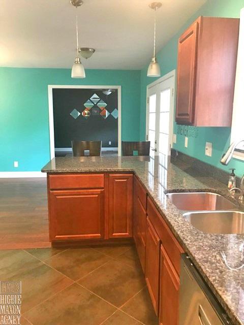 2006 North Gulley Road Dearborn, MI 48128 - Photo 9 of 40 31328661-8.JPG
