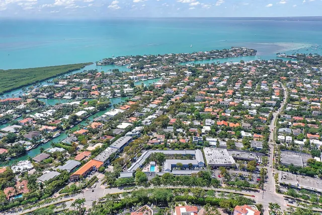$819,000 | 798 Crandon Boulevard, Unit 16C, Key Biscayne, FL 33149