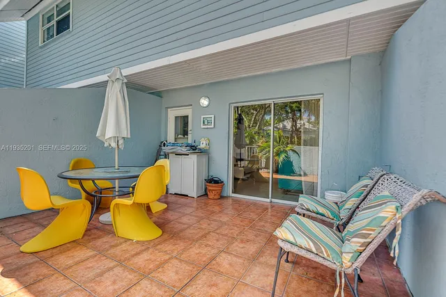 $819,000 | 798 Crandon Boulevard, Unit 16C, Key Biscayne, FL 33149