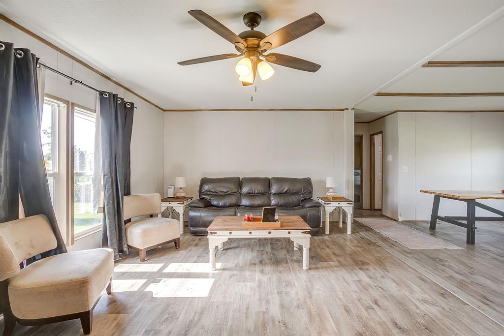 701 Trails End Poolville, TX 76487 - Photo 12 of 39