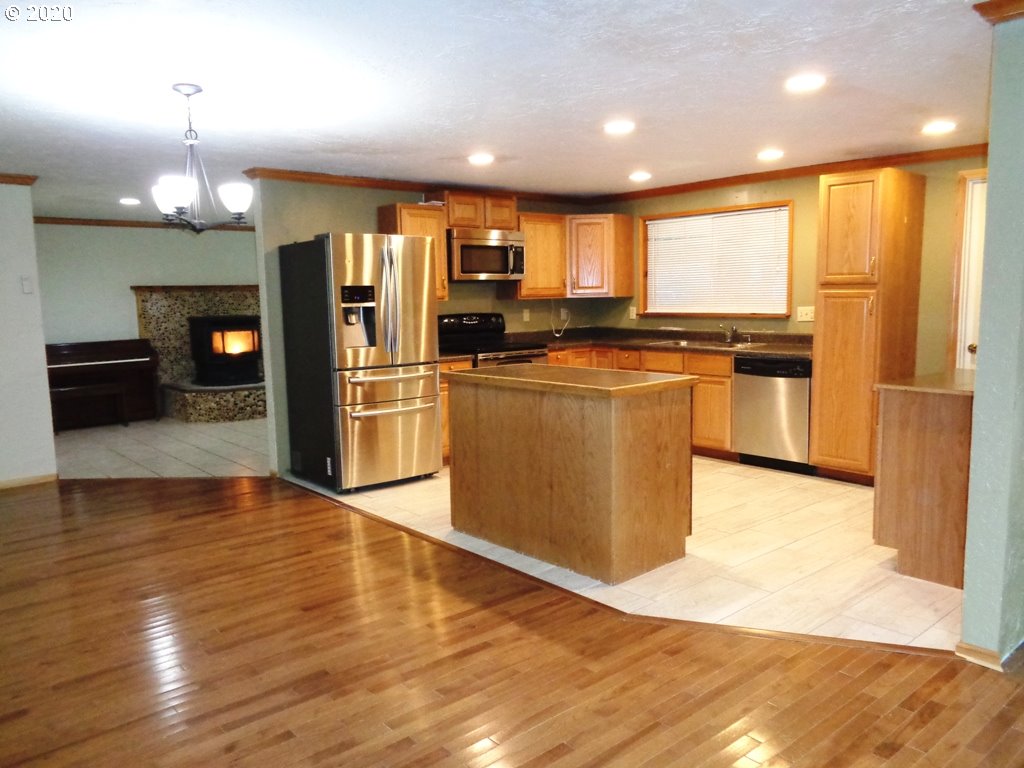 3180 Ridgeway Drive Reedsport, OR 97467 - Photo 4 of 31 Gallery Image 4