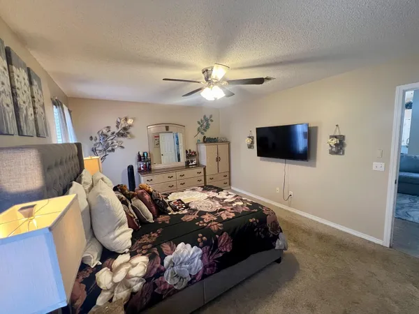 $2,400 | 318 Riverchase Boulevard, Crestview, FL 32536