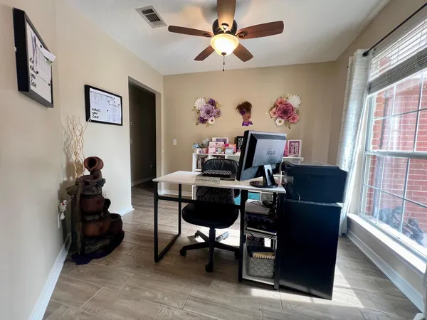 $2,400 | 318 Riverchase Boulevard, Crestview, FL 32536