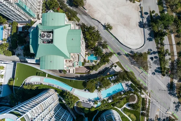 $3,800,000 | 3400 Southwest 27th Avenue, Unit 2102, Miami, FL 33133