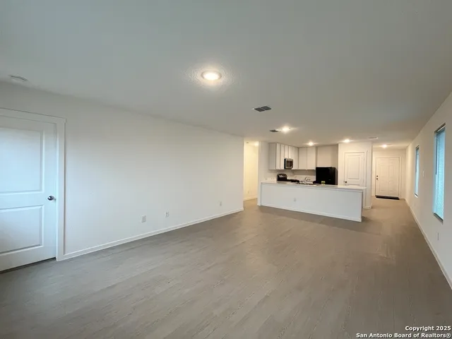 $1,550 | 407 Indian Blossom, San Antonio, TX 78220