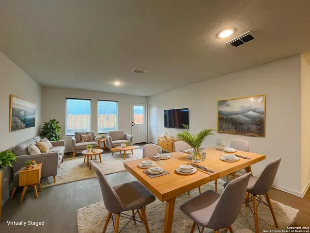 $1,550 | 407 Indian Blossom, San Antonio, TX 78220