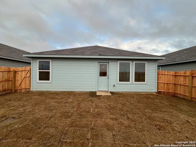 $1,550 | 407 Indian Blossom, San Antonio, TX 78220