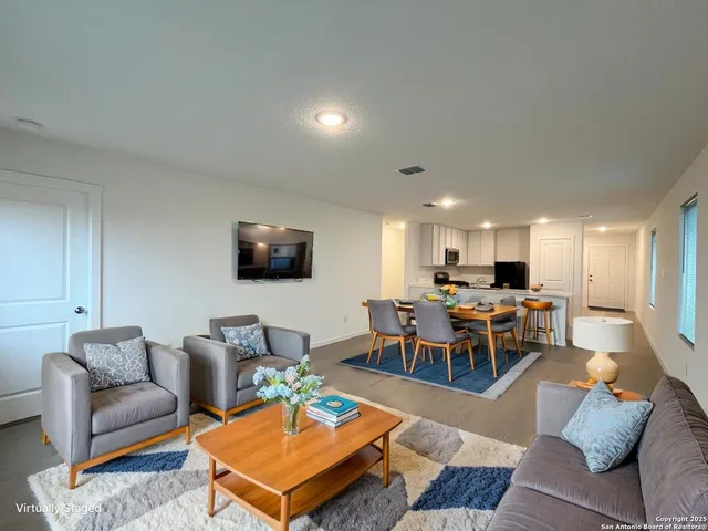 $1,550 | 407 Indian Blossom, San Antonio, TX 78220