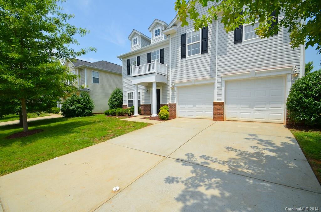 6640 Evanton Loch Road Charlotte, NC 28278 - Photo 2 of 24