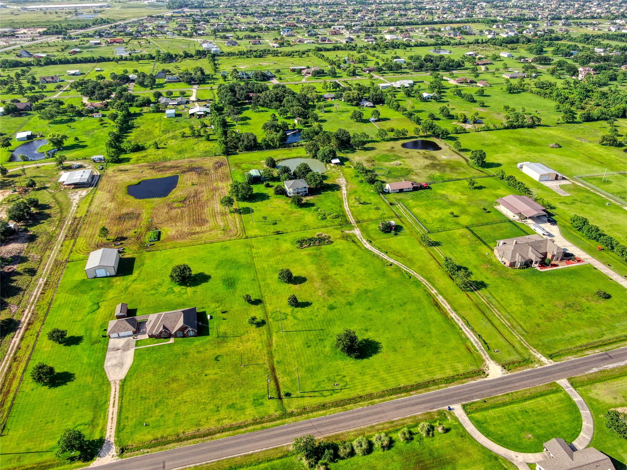 4201 Lawrence Road Baytown, TX 77523 - Photo 17 of 35