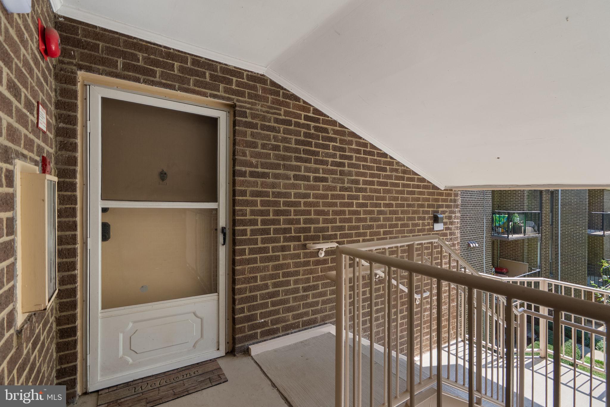 17820 Buehler Road, Unit 176 Olney, MD 20832 - Photo 3 of 30 Gallery Image 3