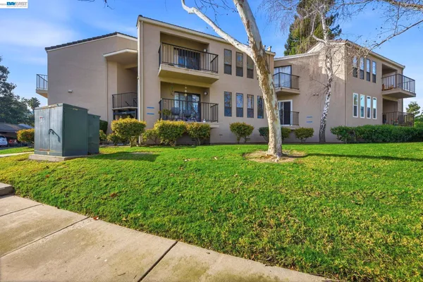 $499,888 | 39490 Albany Common, Unit X, Fremont, CA 94538