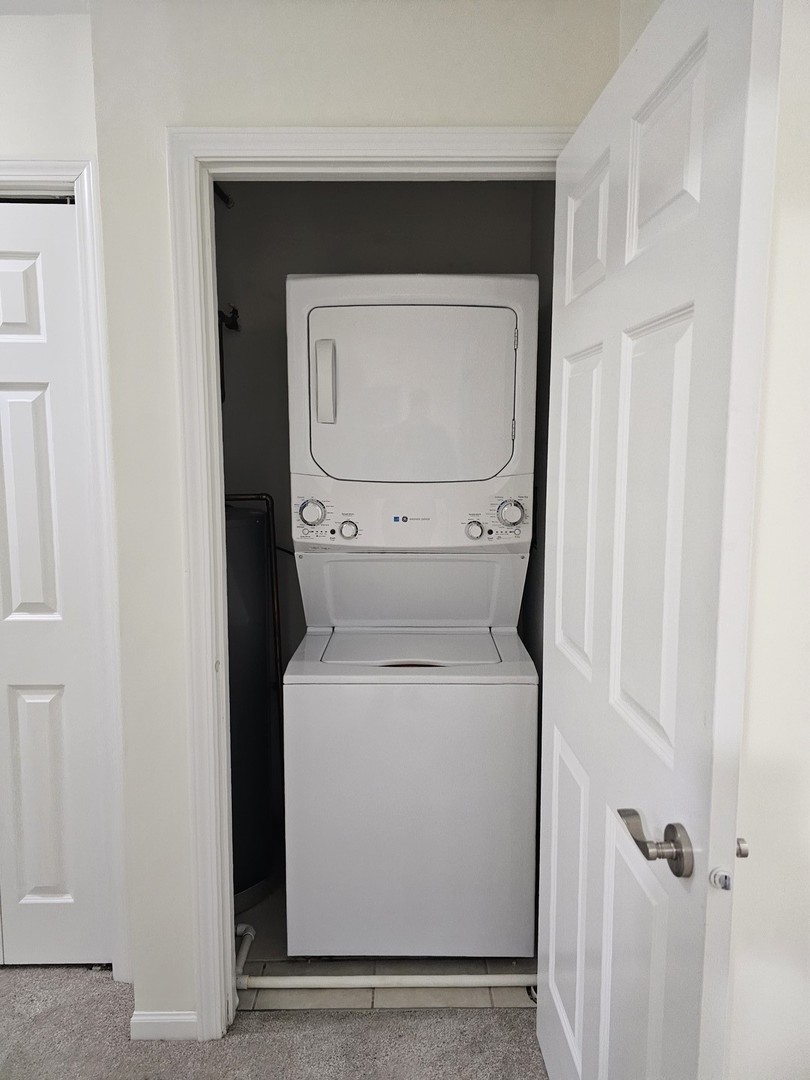 833 Village Quarter Road, Unit G5 West Dundee, IL 60118 - Photo 15 of 25