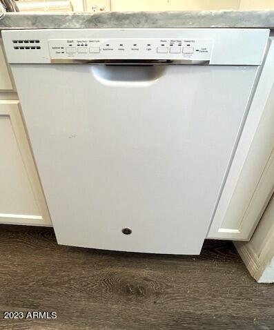 901 West Welland Road Phoenix, AZ 85041 - Photo 7 of 12 Dishwasher
