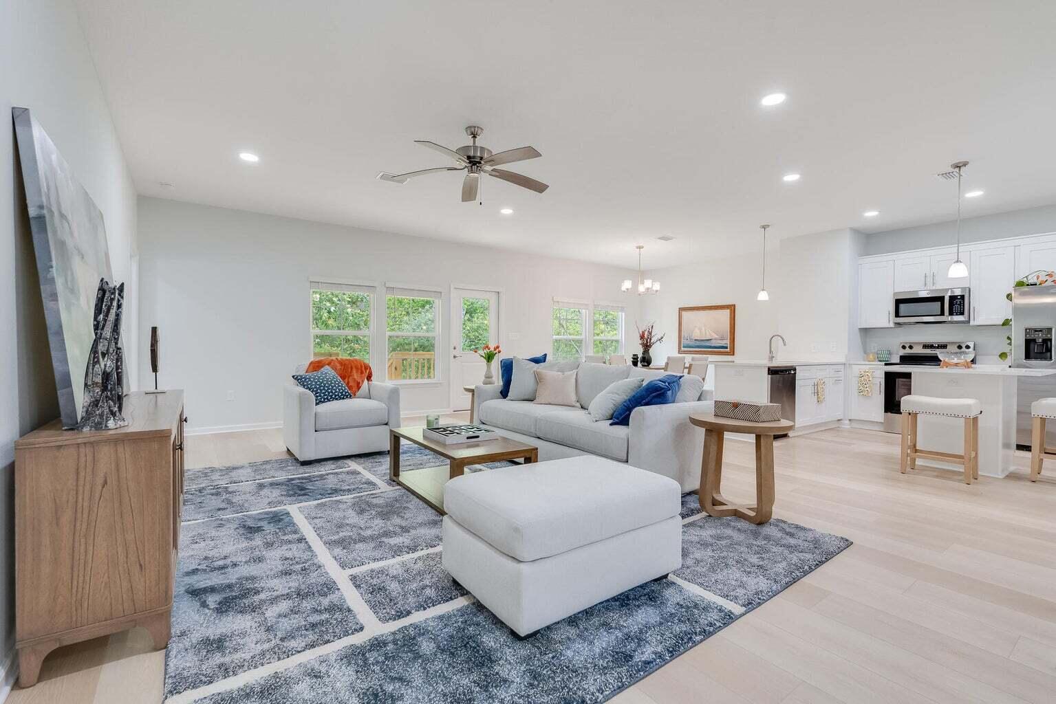 56 Riverwalk Circle Freeport, FL 32439 - Photo 2 of 24 20250729175242499054000000-o