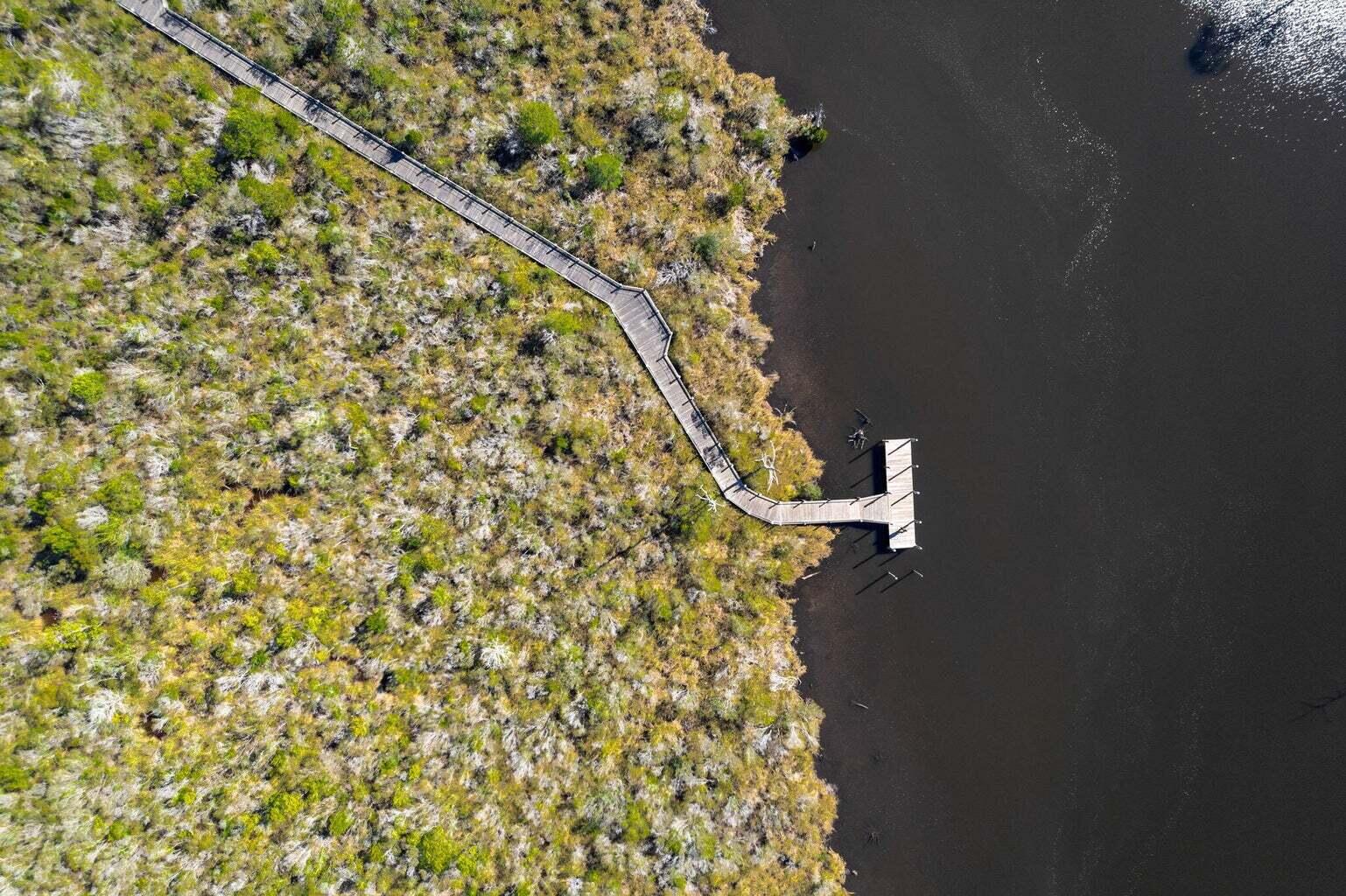 56 Riverwalk Circle Freeport, FL 32439 - Photo 6 of 24 20250326180654520670000000-o