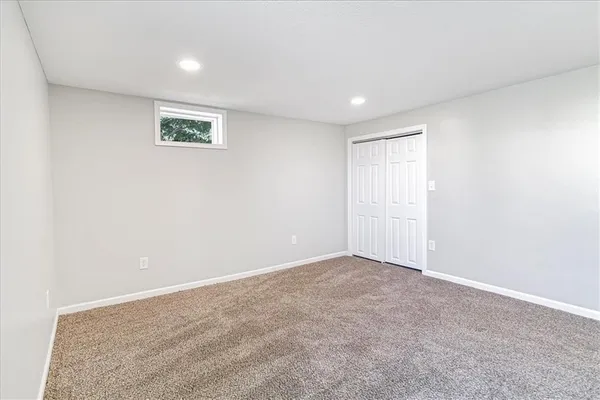 $279,000 | 181 Southeast 13th Highway, Warrensburg, MO 64093