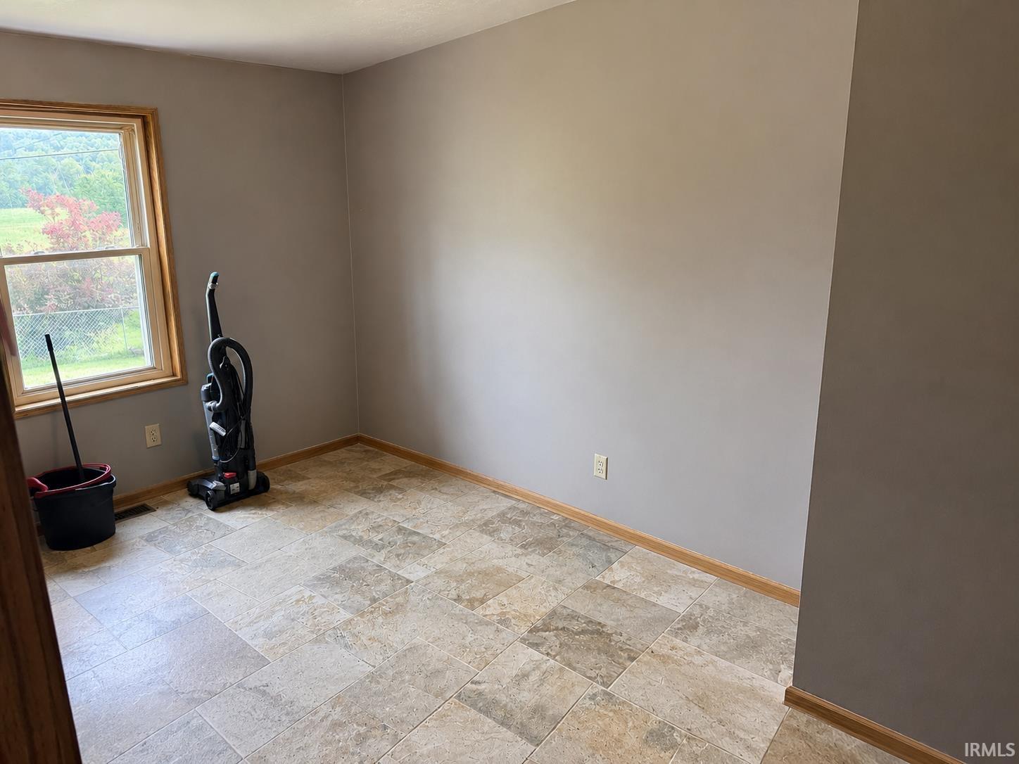 890 West Scheckler Road Columbia City, IN 46725 - Photo 12 of 20
