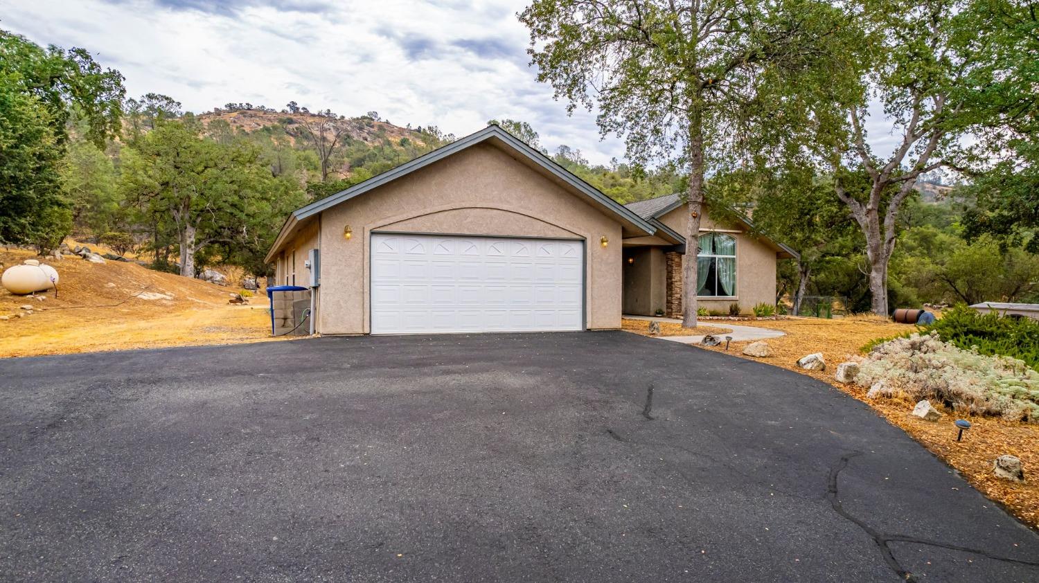 30093 Revis Road Coarsegold, CA 93614 - Photo 37 of 48 Gallery Image 37