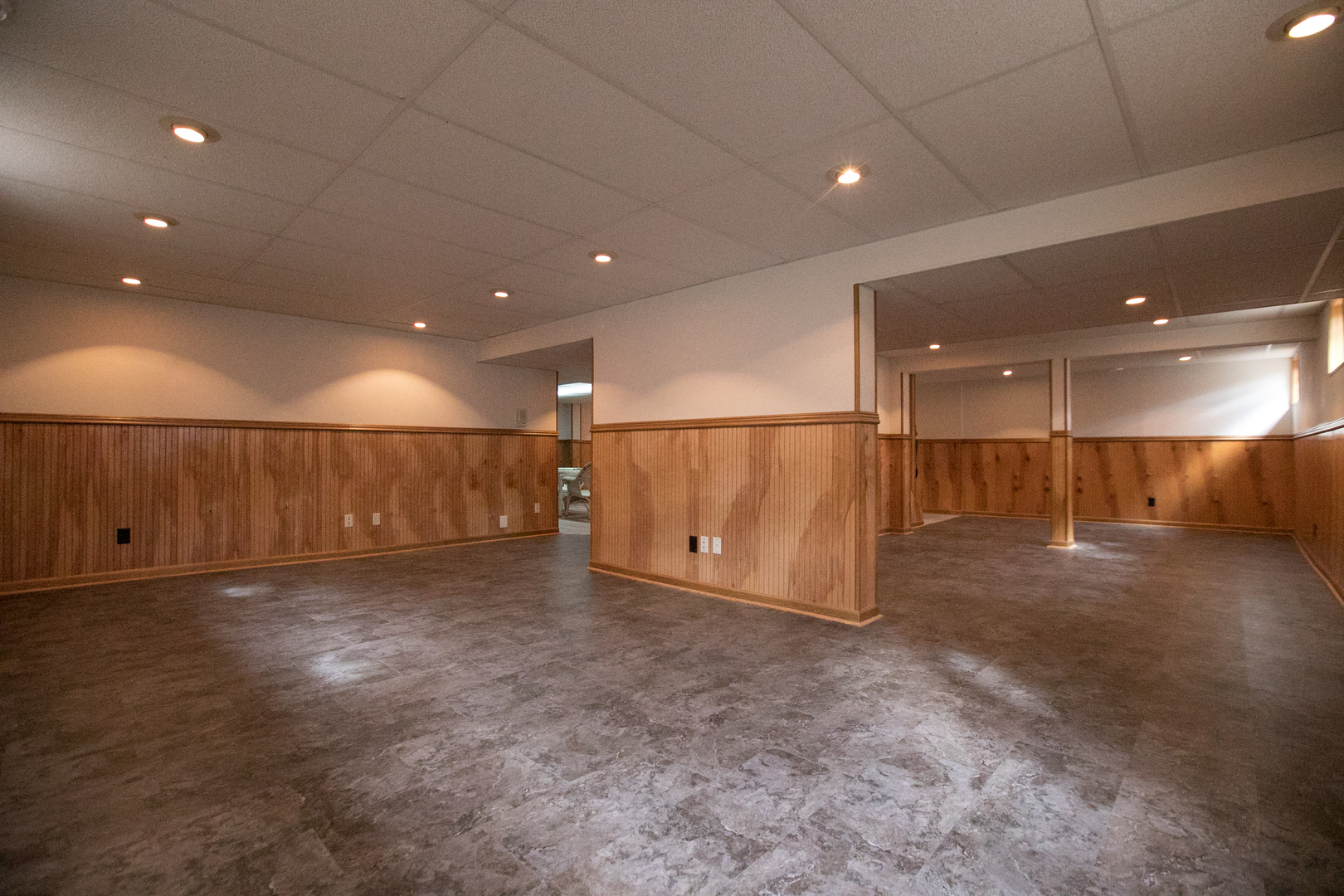 16N560 Sumter Drive Dundee, IL 60118 - Photo 43 of 49 a view of a hall with an entryway