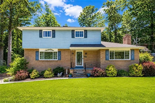 $369,900 | 1212 Mountain View Drive, Greensburg, PA 15601