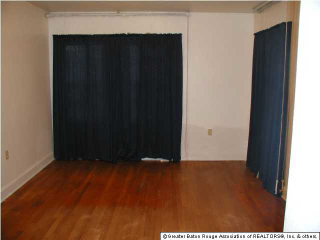2106 Harding Boulevard Baton Rouge, LA 70807 - Photo 4 of 6 Gallery Image 4