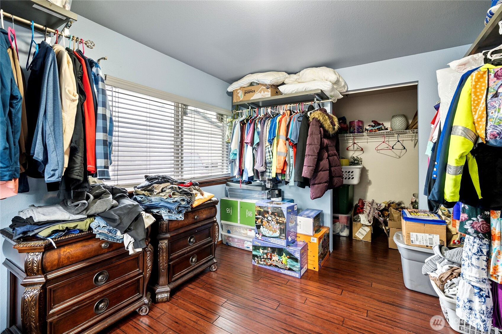26707 Orville Road East Orting, WA 98360 - Photo 20 of 36 a bedroom with furniture and a window