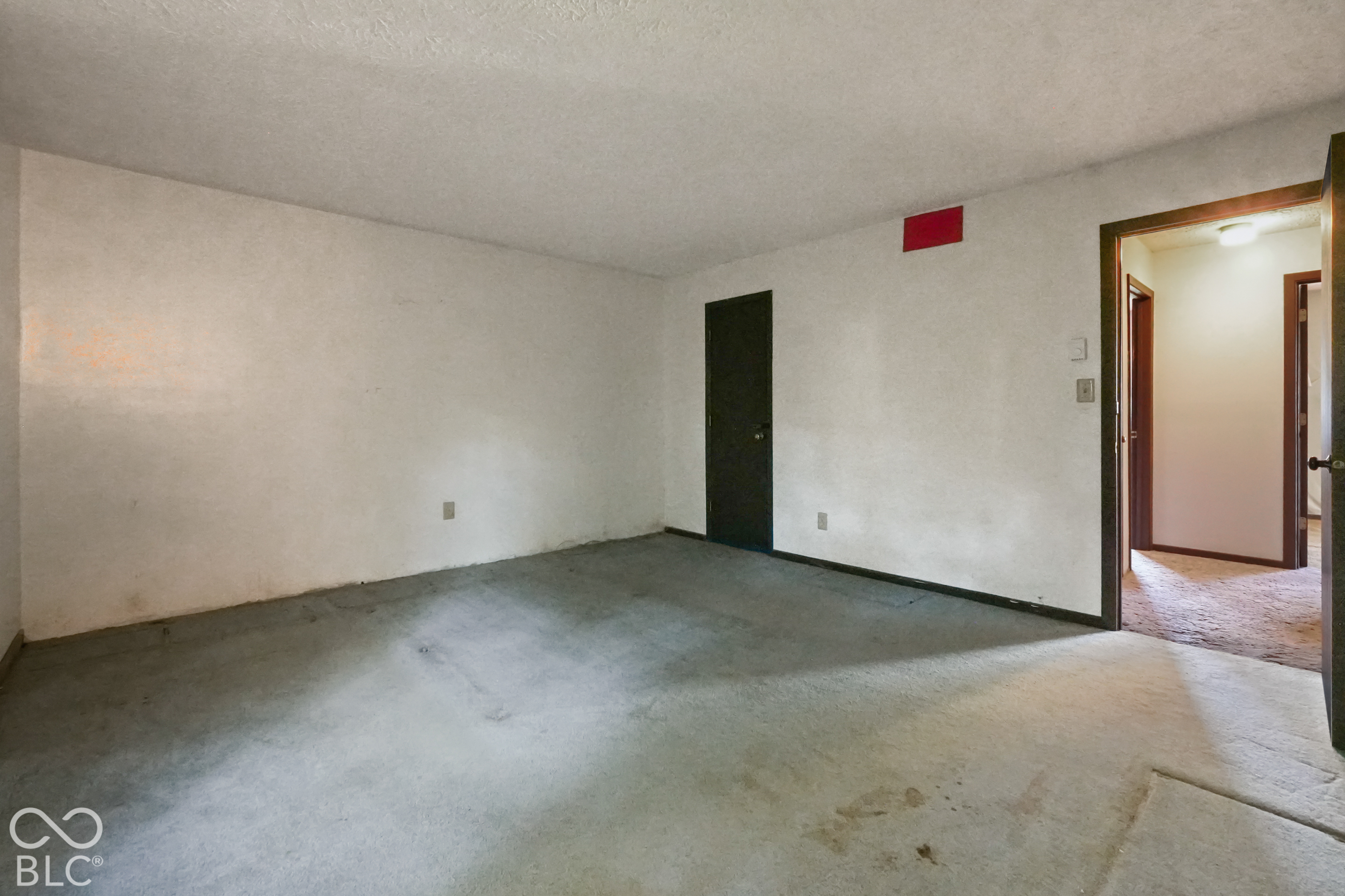 5708 Milhouse Road Indianapolis, IN 46221 - Photo 10 of 11 Gallery Image 10