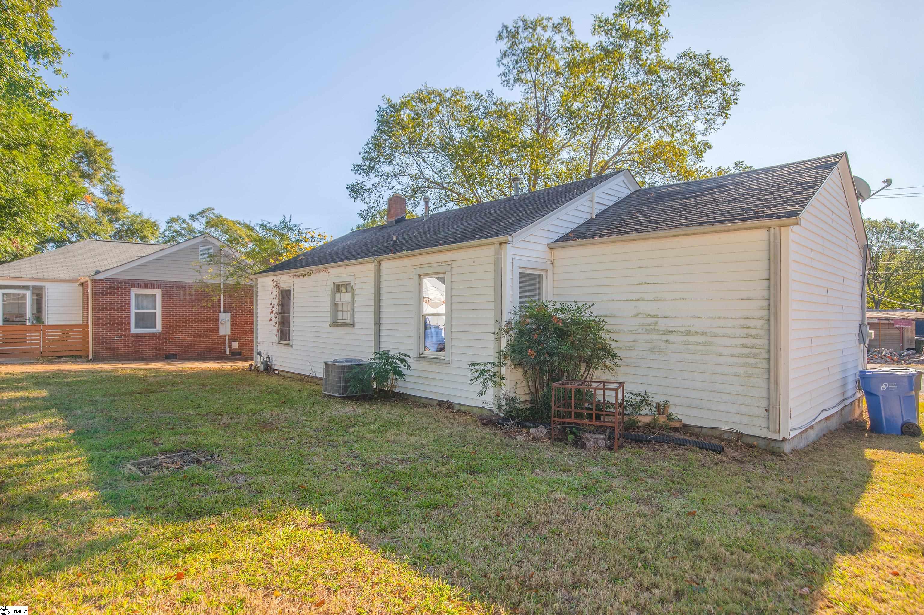 405 Perry Road Greenville, SC 29609 - Photo 24 of 27