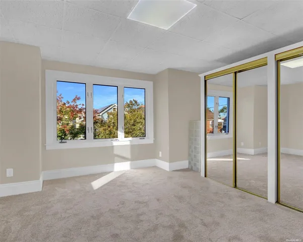 $684,900 | 94-51 226th Street, Floral Park, NY 11001