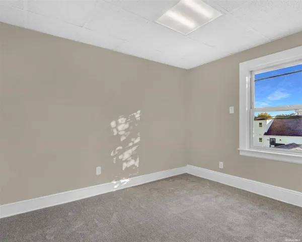 $684,900 | 94-51 226th Street, Floral Park, NY 11001