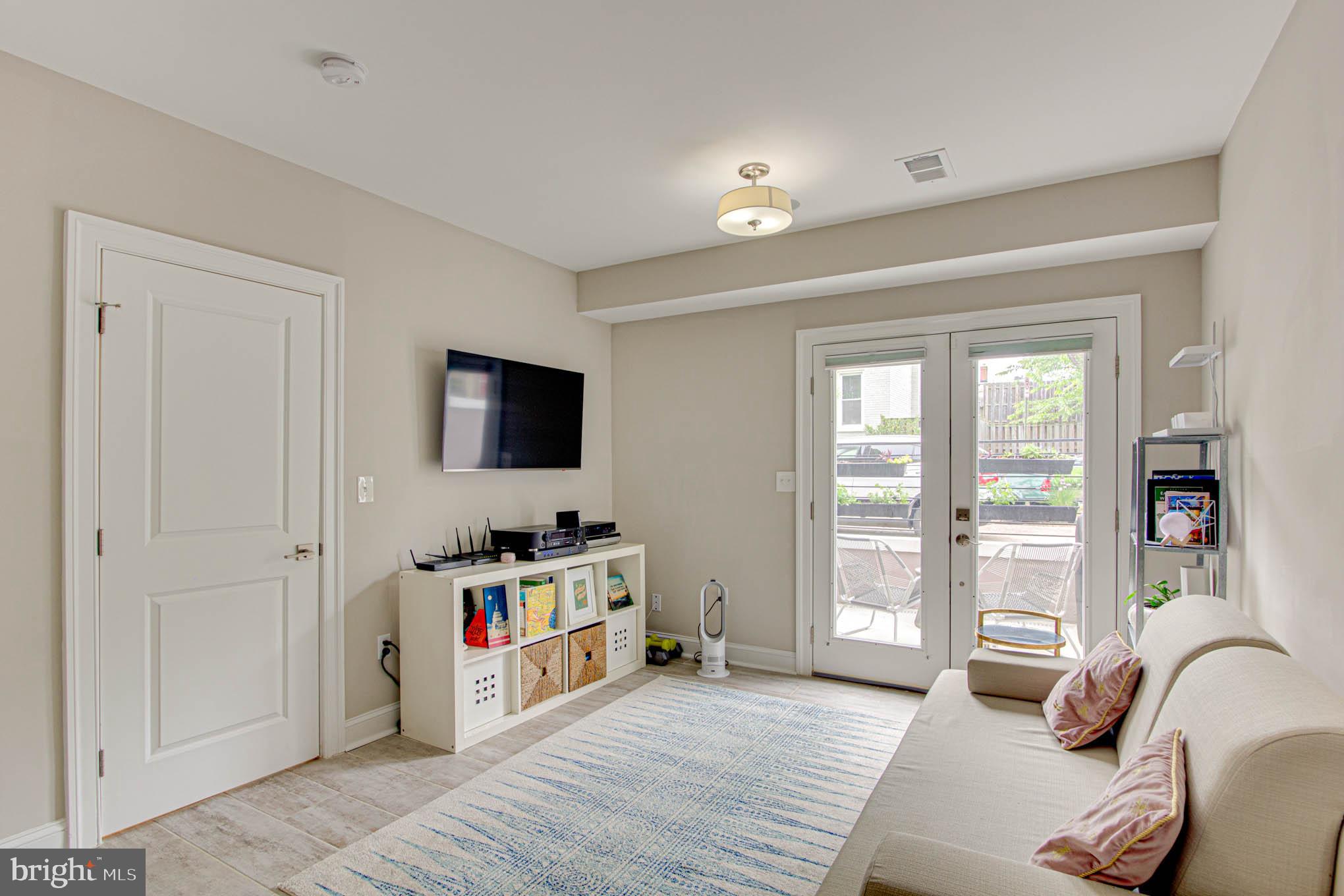 1014 10th Street Northeast, Unit 1 Washington, DC 20002 - Photo 12 of 17