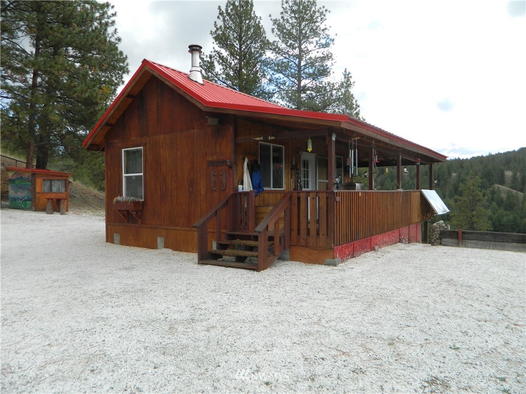 212 Cape Labelle Road Tonasket, WA 98855 - Photo 1 of 31