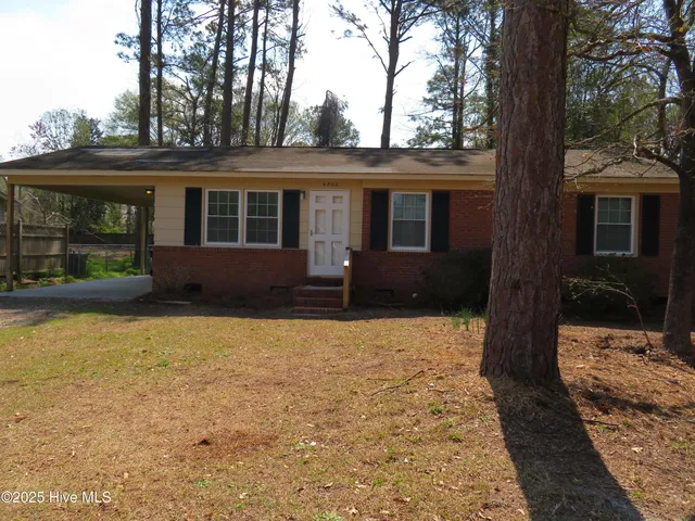 $1,700 | 4806 Greenway Avenue, Wilmington, NC 28403