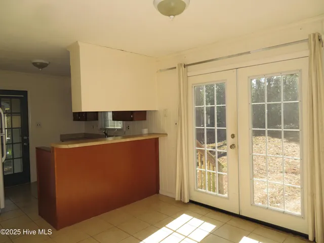 $1,700 | 4806 Greenway Avenue, Wilmington, NC 28403