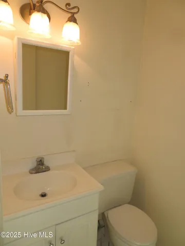 $1,700 | 4806 Greenway Avenue, Wilmington, NC 28403