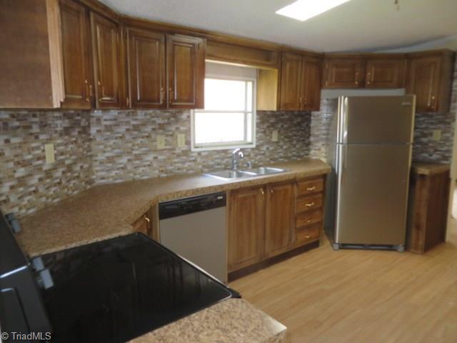 1055 Clayton Road Pinnacle, NC 27043 - Photo 6 of 21