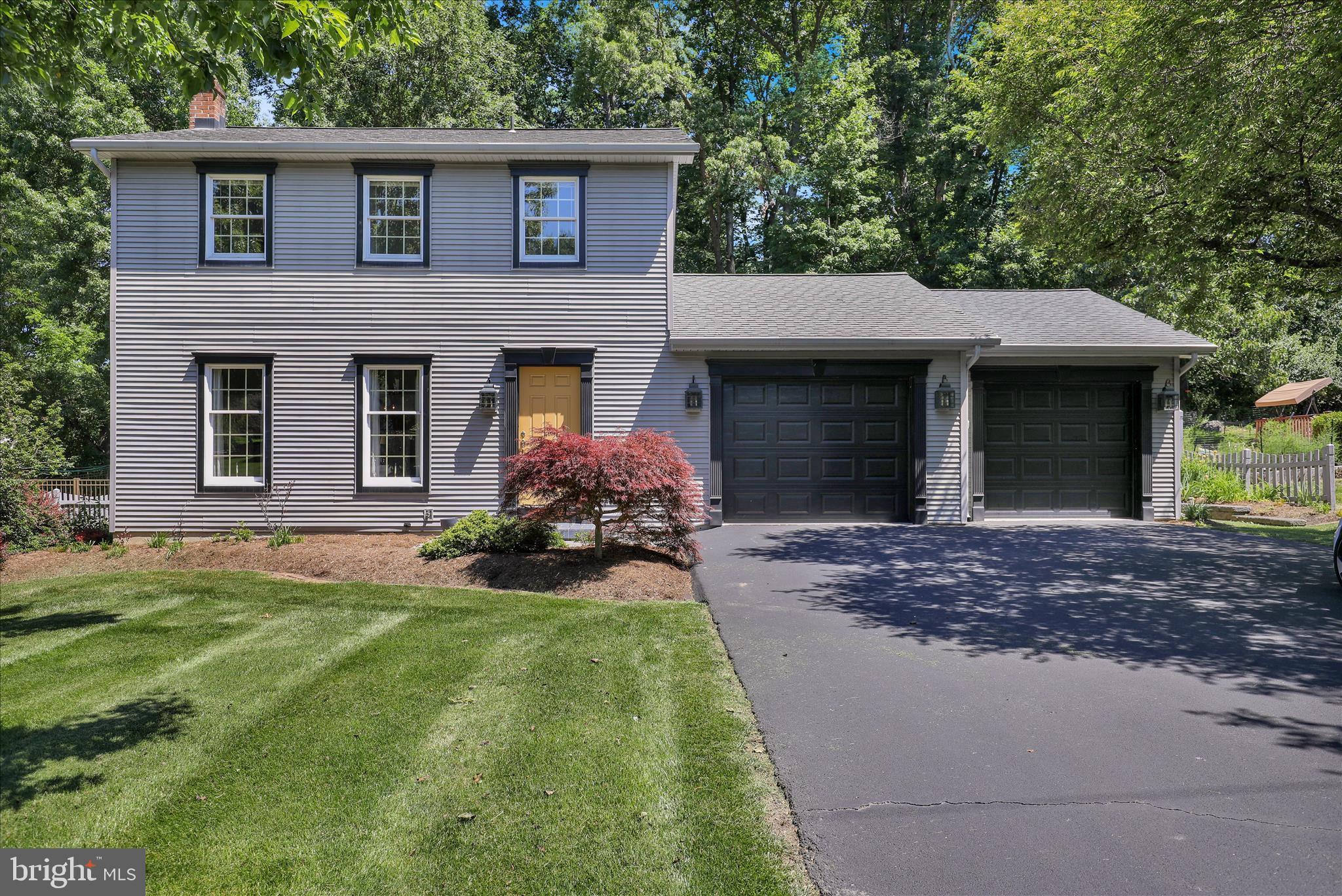 313 Parkview Road Reading, PA 19606 - Photo 2 of 57 Welcome to 313 Parkview Road in Exeter!