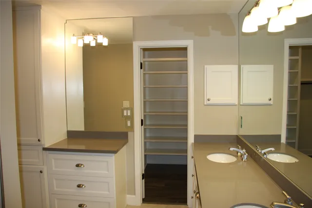 $2,050 | 2227 Highland Hills Drive, Sugar Land, TX 77478