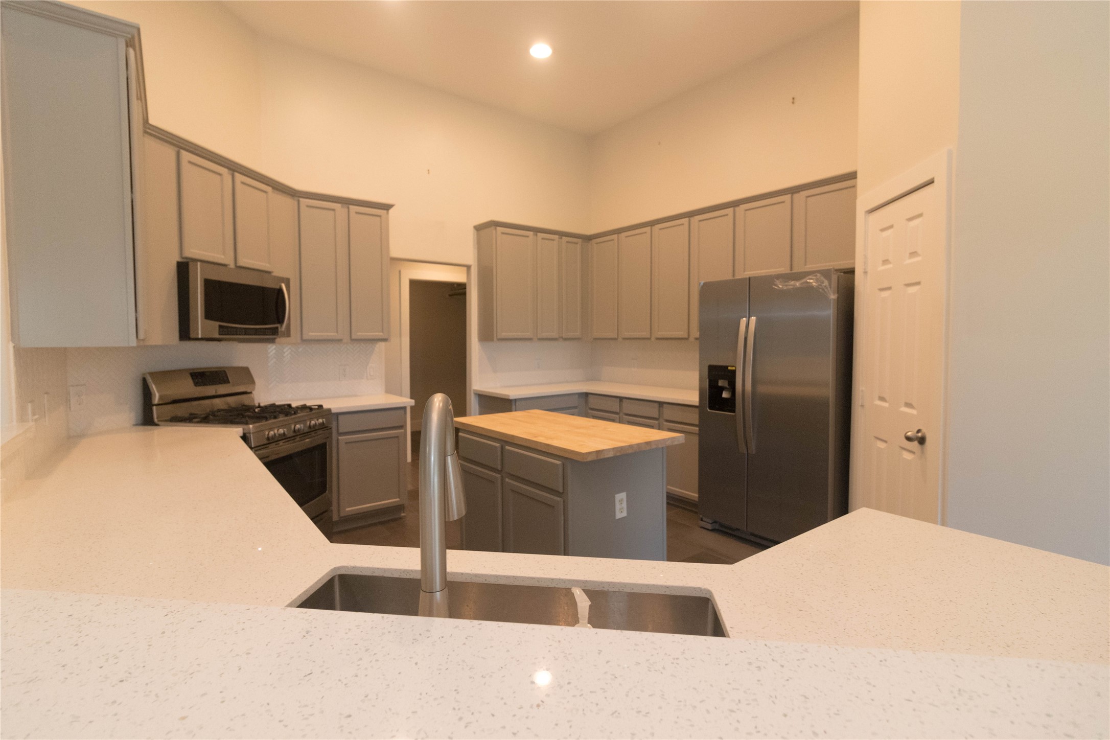 1318 Ragsdale Lane Katy, TX 77494 - Photo 10 of 42