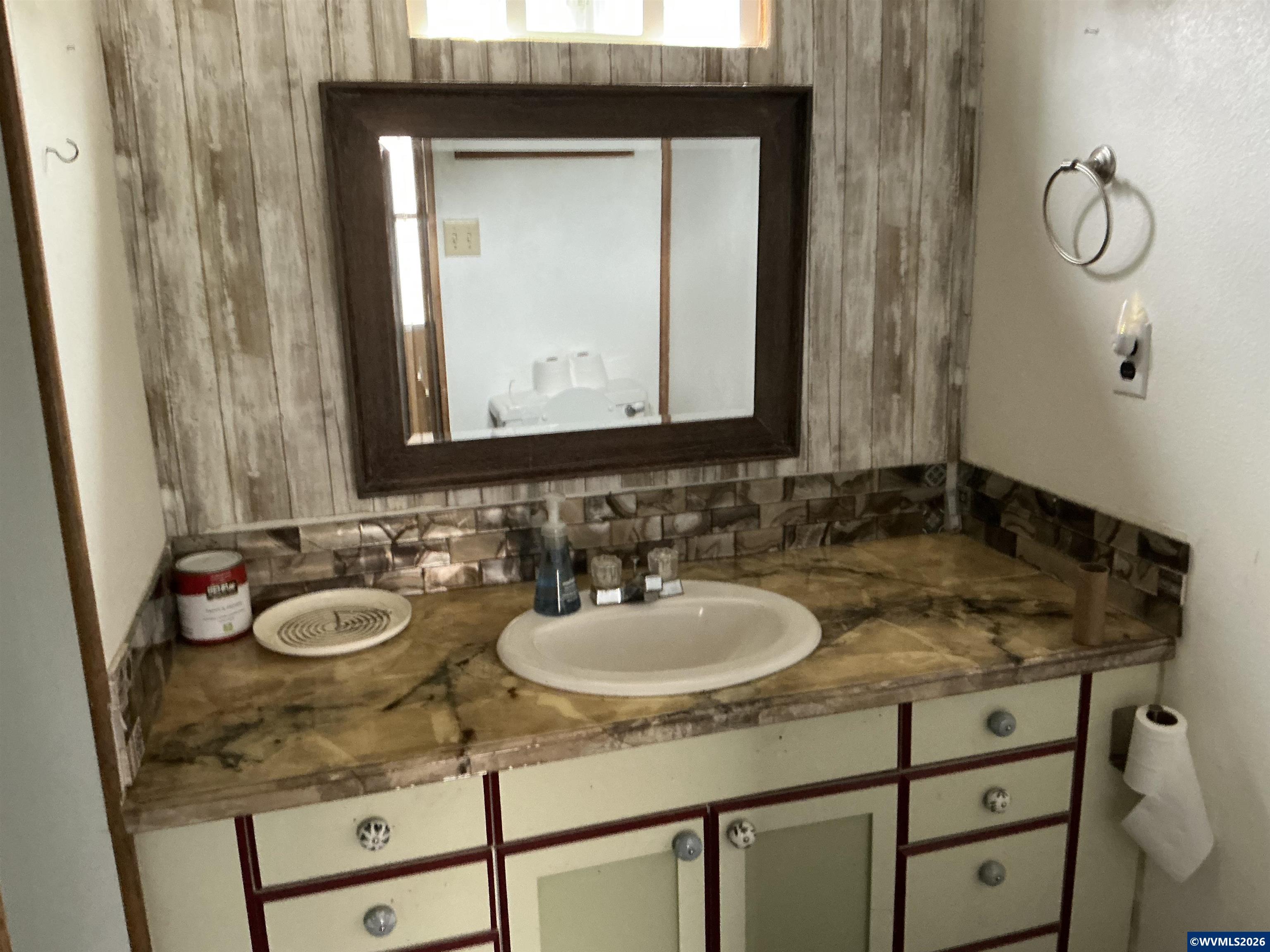 5355 River Road North, Unit 103 Keizer, OR 97303 - Photo 12 of 15