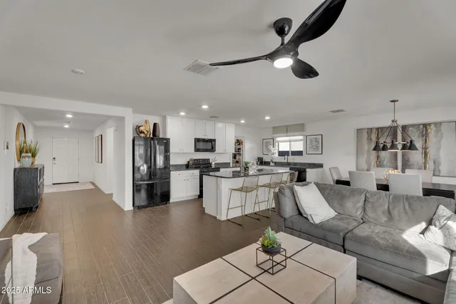 $415,000 | 18437 E El Buho Pequeno, Gold Canyon, AZ 85118