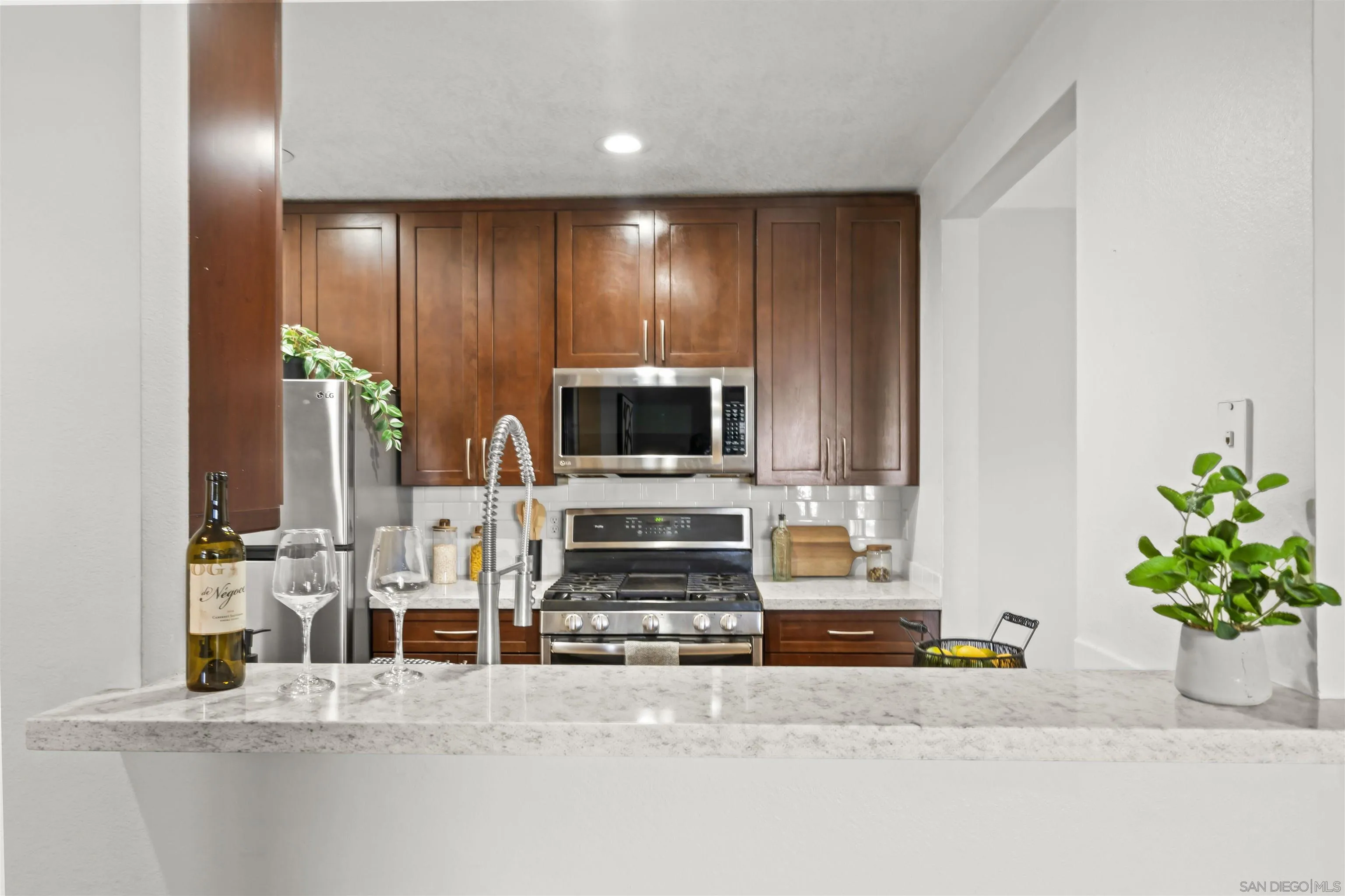 730 Brookstone Road, Unit 201 Chula Vista, CA 91913 - Photo 5 of 54