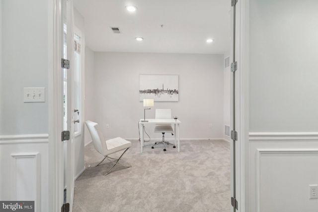 $1,199,000 | 2076 North Oakland Street, Arlington, VA 22207